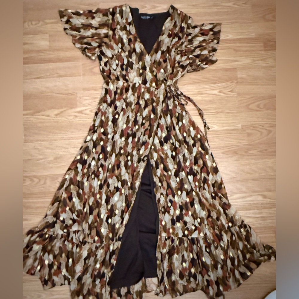 Nasty Gal Multicolor Feather Print Maxi Dress